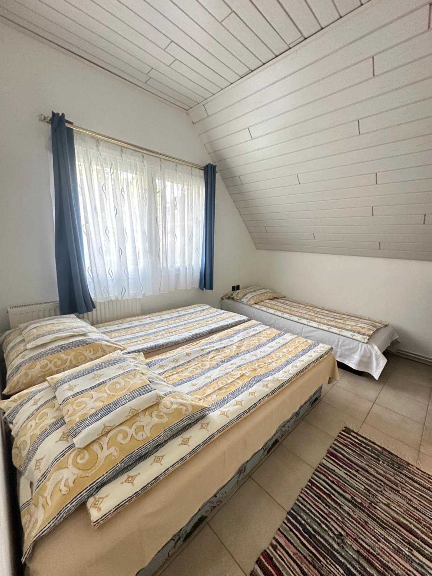 Rita Apartman Balatonszeplak Siófok Exterior foto